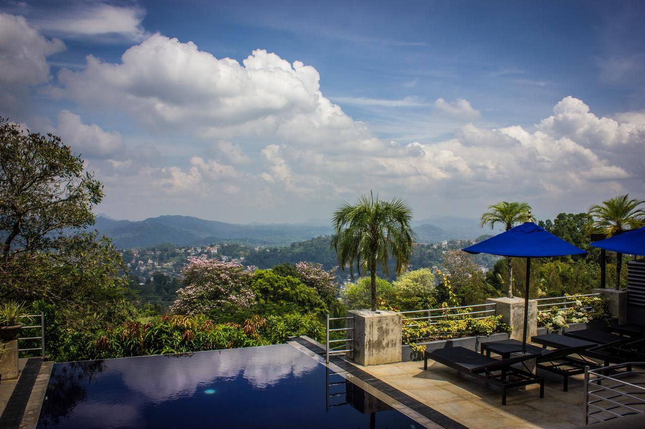 Hotel The Theva Residency Kandy Zewnętrze zdjęcie