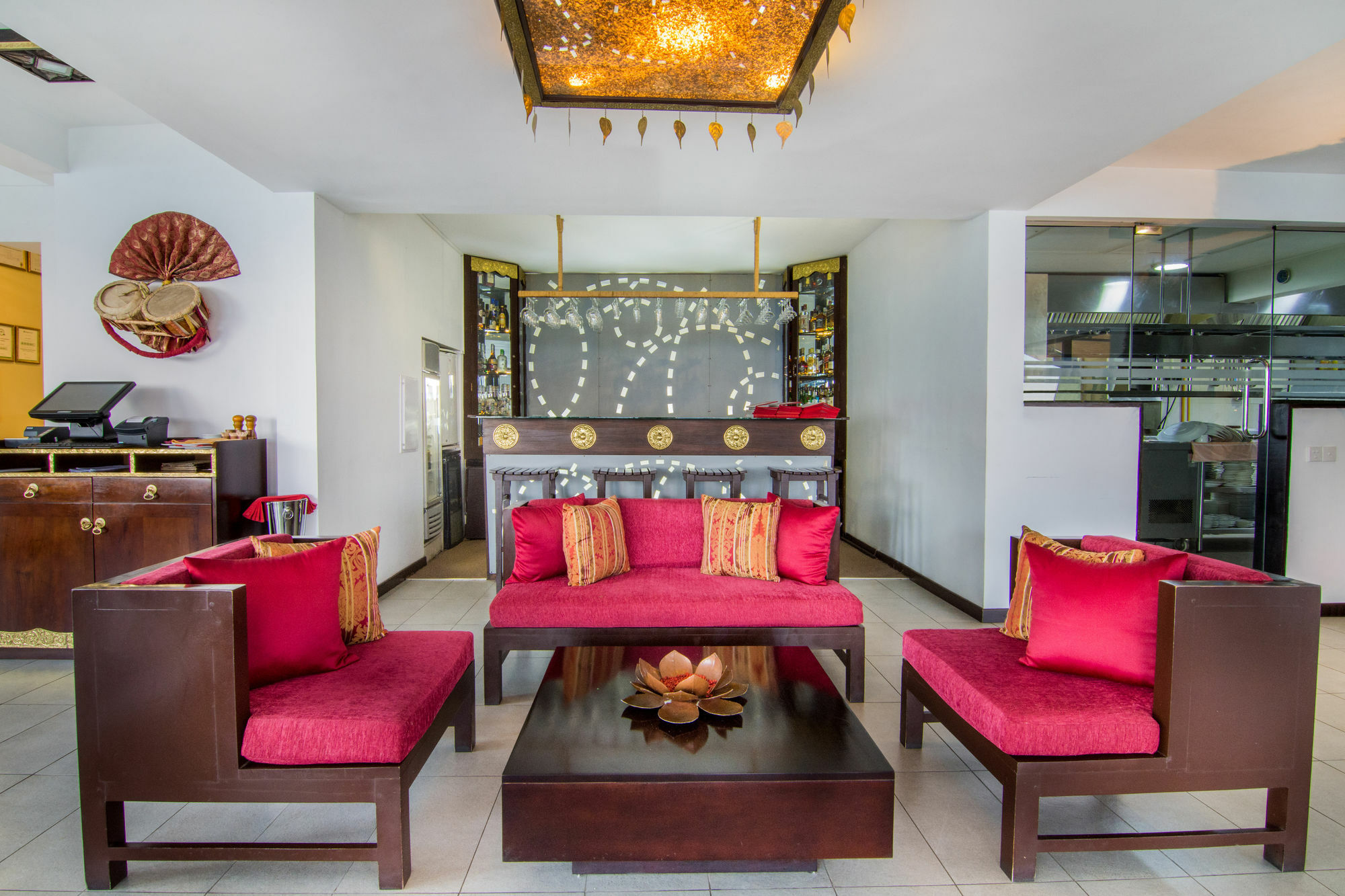 Hotel The Theva Residency Kandy Zewnętrze zdjęcie