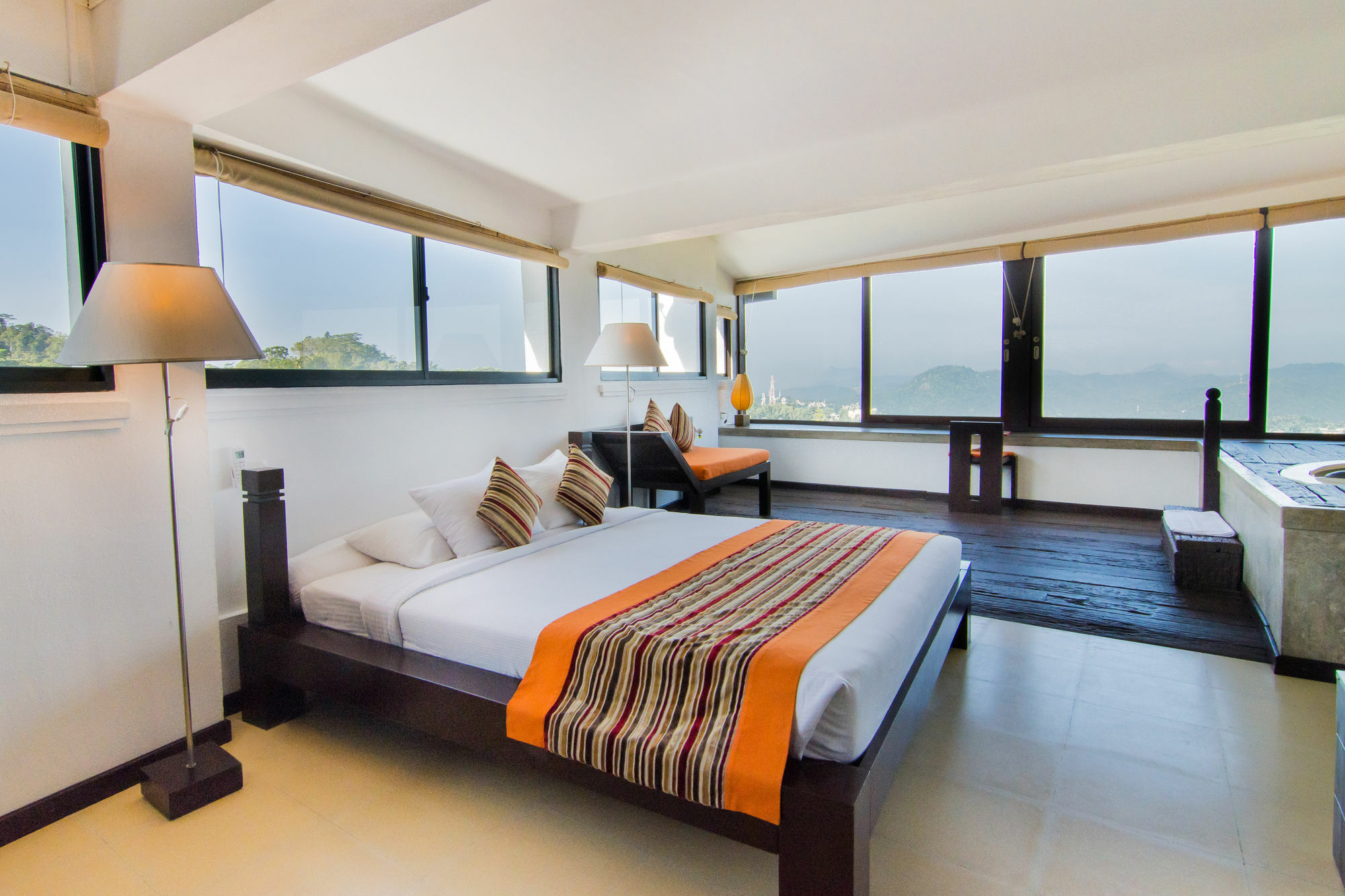 Hotel The Theva Residency Kandy Zewnętrze zdjęcie