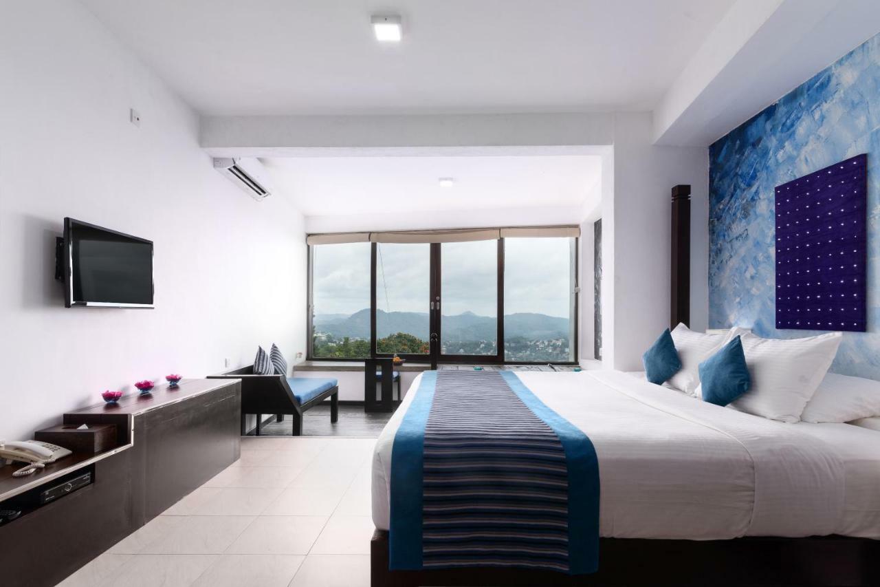 Hotel The Theva Residency Kandy Zewnętrze zdjęcie