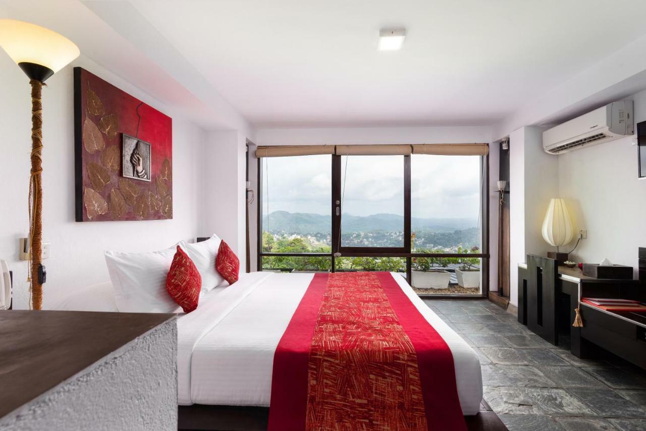 Hotel The Theva Residency Kandy Zewnętrze zdjęcie